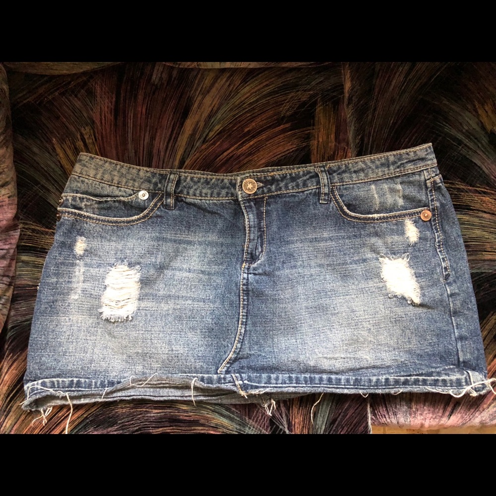 YMI Destroyed denim skirt size 15